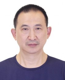 画家 何戚明